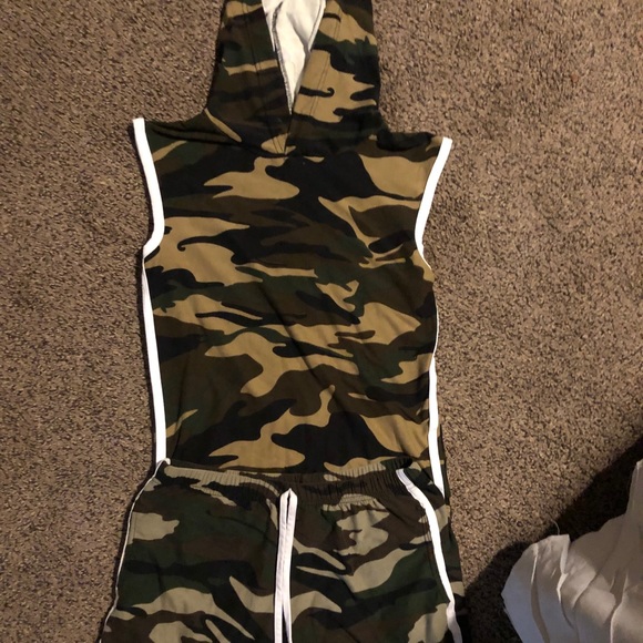 tank and bottoms - Picture 1 of 1